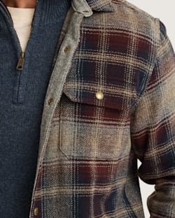 ALTERNATE VIEW OF MEN'S PLAID FOREST SHIRT JACKET IN MAROON/NAVY image number 5