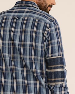 ALTERNATE VIEW OF MEN'S PLAID WESTON PAWPINE SHIRT IN BLUE/TAN MIX image number 4