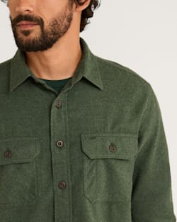 ALTERNATE VIEW OF MEN'S BURNSIDE DOUBLEBRUSHED FLANNEL SHIRT IN GREEN HEATHER image number 4