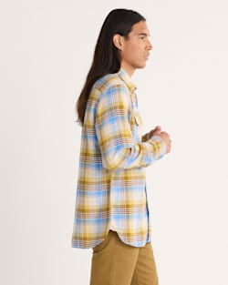 ALTERNATE VIEW OF MEN'S PLAID BURNSIDE DOUBLEBRUSHED FLANNEL SHIRT IN TAN/BLUE/GOLD PLAID image number 3