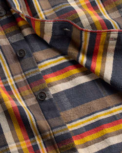 ALTERNATE VIEW OF MEN'S PLAID ARCADIA FLANNEL SHIRT IN BLACK/GOLD MULTI image number 3