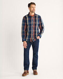 ALTERNATE VIEW OF MEN'S PLAID ARCADIA FLANNEL SHIRT IN NAVY MULTI PLAID image number 4