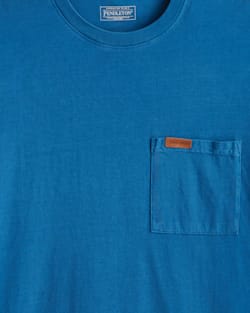 ALTERNATE VIEW OF MEN'S SHORT-SLEEVE DESCHUTES POCKET TEE IN SET SAIL BLUE image number 2