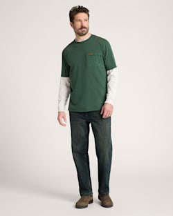 ALTERNATE VIEW OF MEN'S SHORT-SLEEVE DESCHUTES POCKET TEE IN FOREST GREEN image number 5