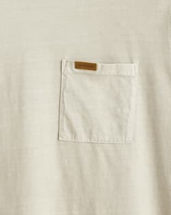 ALTERNATE VIEW OF MEN'S LONG-SLEEVE DESCHUTES POCKET TEE IN THUNDER GREY image number 2