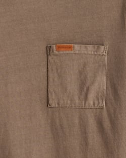 ALTERNATE VIEW OF MEN'S LONG-SLEEVE DESCHUTES POCKET TEE IN ASH BROWN image number 2