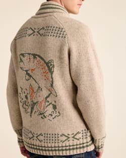 MEN'S SALMON FALLS LAMBSWOOL CARDIGAN IN OATMEAL image number 1