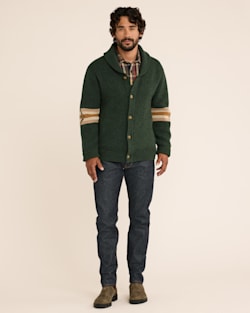 ALTERNATE VIEW OF MEN'S NEHALEM LAMBSWOOL CARDIGAN IN FOREST GREEN image number 6