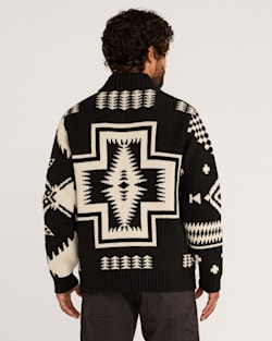 ALTERNATE VIEW OF MEN'S MIXED ICONS LAMBSWOOL CARDIGAN IN BLACK/WHITE image number 3