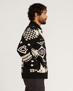 ALTERNATE VIEW OF MEN'S MIXED ICONS LAMBSWOOL CARDIGAN IN BLACK/WHITE image number 4