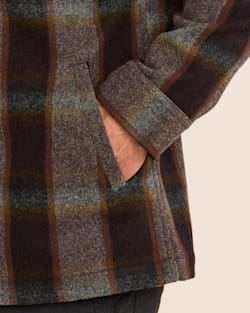 ALTERNATE VIEW OF MEN�S PLAID WOOL LAWSON COAT IN BROWN/GREY MIX image number 5