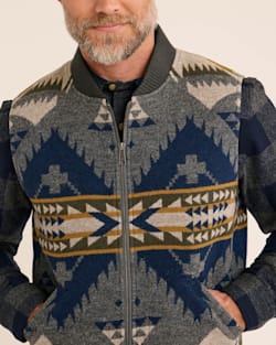 ALTERNATE VIEW OF MEN'S COLTON QUILTED WOOL VEST IN GREY NEHALEM image number 4