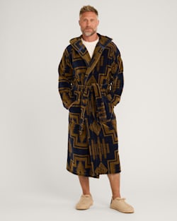 ALTERNATE VIEW OF UNISEX HARDING COTTON TERRY VELOUR ROBE IN NAVY/BRONZE image number 2