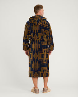 ALTERNATE VIEW OF UNISEX HARDING COTTON TERRY VELOUR ROBE IN NAVY/BRONZE image number 4
