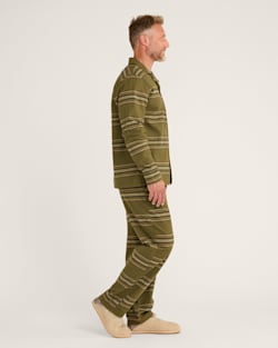 ALTERNATE VIEW OF MEN'S YAKIMA STRIPE FLANNEL PAJAMA SET IN OLIVE OMBRE image number 2