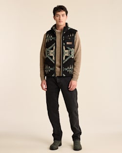 ALTERNATE VIEW OF MEN'S RIDGELINE BERBER FLEECE VEST IN HUNTER/BLACK FOUR CORNERS image number 4