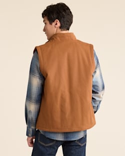 ALTERNATE VIEW OF MEN'S PINE GROVE CANVAS VEST IN WHISKEY image number 3