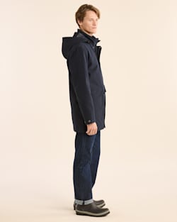 ALTERNATE VIEW OF MEN'S OAK HARBOR RAIN JACKET IN MIDNIGHT image number 2