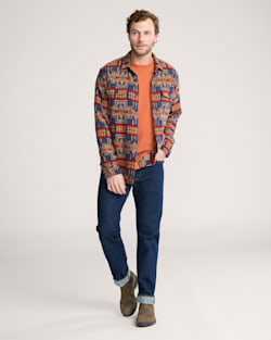 ALTERNATE VIEW OF MEN'S PENDLETON UK HARDING CHAMOIS SHIRT IN NAVY image number 4