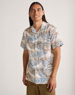 MEN'S ALOHA COTTON CAMP SHIRT IN PACIFIC LANDSCAPE image number 1