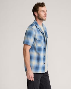 ALTERNATE VIEW OF MEN'S SHORT-SLEEVE PLAID COTTON BOARD SHIRT IN NAVY/BLUE PLAID image number 3