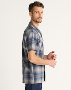 ALTERNATE VIEW OF MEN'S SHORT-SLEEVE PLAID BOARD SHIRT IN GREY/NAVY OMBRE image number 3