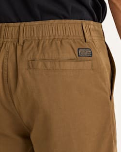 ALTERNATE VIEW OF MEN'S SKYLER COTTON/LINEN SHORTS IN BROWN image number 5
