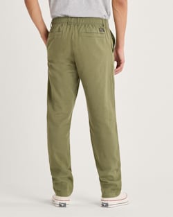 ALTERNATE VIEW OF MEN'S SKYLER COTTON/LINEN PANTS IN GREEN image number 3