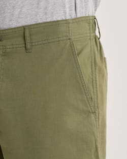 ALTERNATE VIEW OF MEN'S SKYLER COTTON/LINEN PANTS IN GREEN image number 5