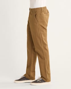 ALTERNATE VIEW OF MEN'S SKYLER COTTON/LINEN PANTS IN BROWN image number 4