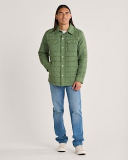 ALTERNATE VIEW OF MEN'S ARROYO CRINKLE QUILTED SHIRT JACKET IN GREEN VINE image number 4