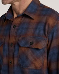 ALTERNATE VIEW OF MEN'S PLAID BURNSIDE COTTON FLANNEL SHIRT IN NAVY/BRICK PLAID image number 4