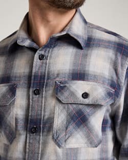 ALTERNATE VIEW OF MEN'S PLAID BURNSIDE COTTON FLANNEL SHIRT IN GREY/NAVY PLAID image number 4