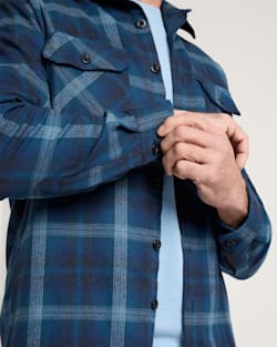 ALTERNATE VIEW OF MEN'S PLAID BURNSIDE COTTON FLANNEL SHIRT IN DENIM PLAID image number 5