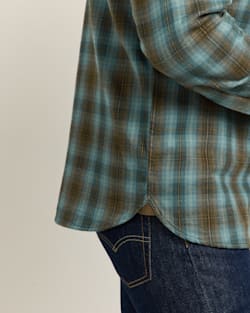 ALTERNATE VIEW OF MEN'S PLAID BURNSIDE COTTON FLANNEL SHIRT IN SEA BLUE MULTI PLAID image number 5