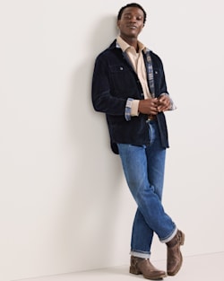 MEN'S BELMONT CORDUROY SHIRT JACKET IN NAVY image number 1