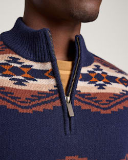 ALTERNATE VIEW OF MEN'S TUMALO RIDGE LAMBSWOOL QUARTER-ZIP SWEATER IN NAVY image number 4
