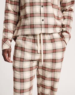 ALTERNATE VIEW OF MEN'S MEN'S PLAID FLANNEL PAJAMA SET IN ECRU/RED PLAID image number 4