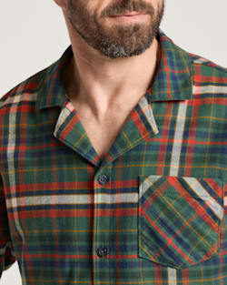 ALTERNATE VIEW OF MEN'S PLAID FLANNEL PAJAMA SET IN GREEN MULTI PLAID image number 4