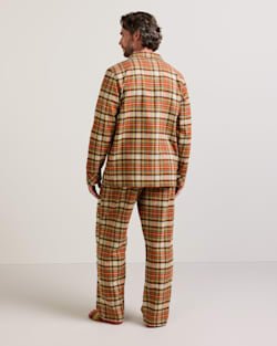 ALTERNATE VIEW OF MEN'S PLAID FLANNEL PAJAMA SET IN RED/TAN PLAID image number 3