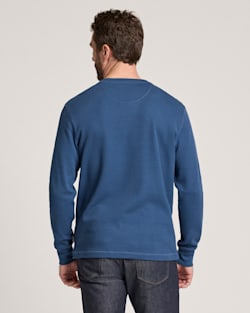 ALTERNATE VIEW OF LONG-SLEEVE WAFFLE-KNIT COTTON HENLEY IN NAVY image number 2