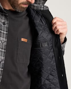 ALTERNATE VIEW OF MEN'S PLAID QUILTED CPO JACKET IN BLACK/GREY MIX image number 5