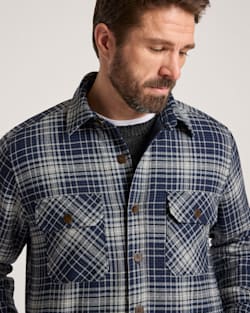 ALTERNATE VIEW OF PLAID QUILTED CPO JACKET IN NAVY GLEN OMBRE image number 4