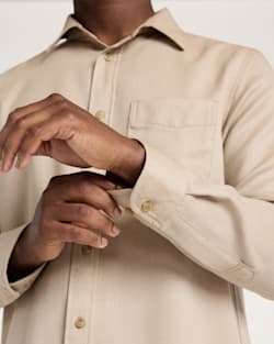 ALTERNATE VIEW OF MEN'S MERINO LODGE SHIRT IN CAMEL TWILL image number 5