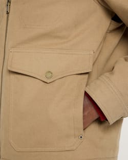 ALTERNATE VIEW OF MEN'S CARSON CITY CANVAS RANCH COAT IN OLD OAK image number 5