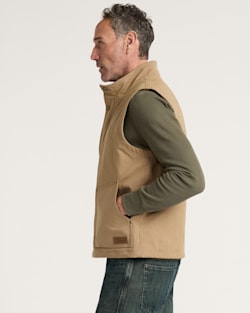ALTERNATE VIEW OF MEN'S PINE GROVE CANVAS VEST IN OLD OAK image number 3
