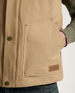 ALTERNATE VIEW OF MEN'S PINE GROVE CANVAS VEST IN OLD OAK image number 5
