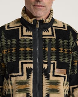 ALTERNATE VIEW OF MEN'S HARDING FLEECE JACKET IN GREEN TEA image number 4