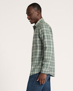 ALTERNATE VIEW OF MEN'S MEN'S PLAID MERINO LODGE SHIRT IN GREEN/TAN/GREY OMBRE image number 3