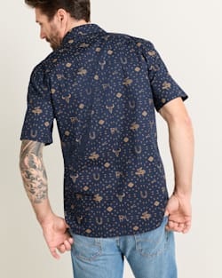 ALTERNATE VIEW OF MEN'S SHORT-SLEEVE LARAMIE SNAP-FRONT SHIRT IN NAVY WESTERN image number 2